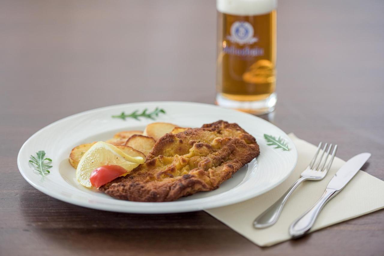 Hotel & Brauerei-Gasthof Neuwirt Neuburg an Der Donau Buitenkant foto
