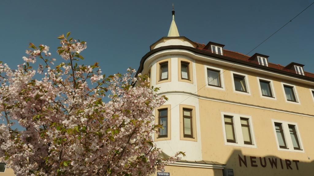 Hotel & Brauerei-Gasthof Neuwirt Neuburg an Der Donau Buitenkant foto